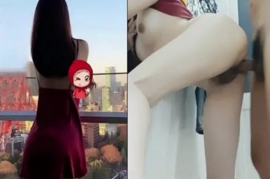 Áo hai dây cực kỳ gợi cảm